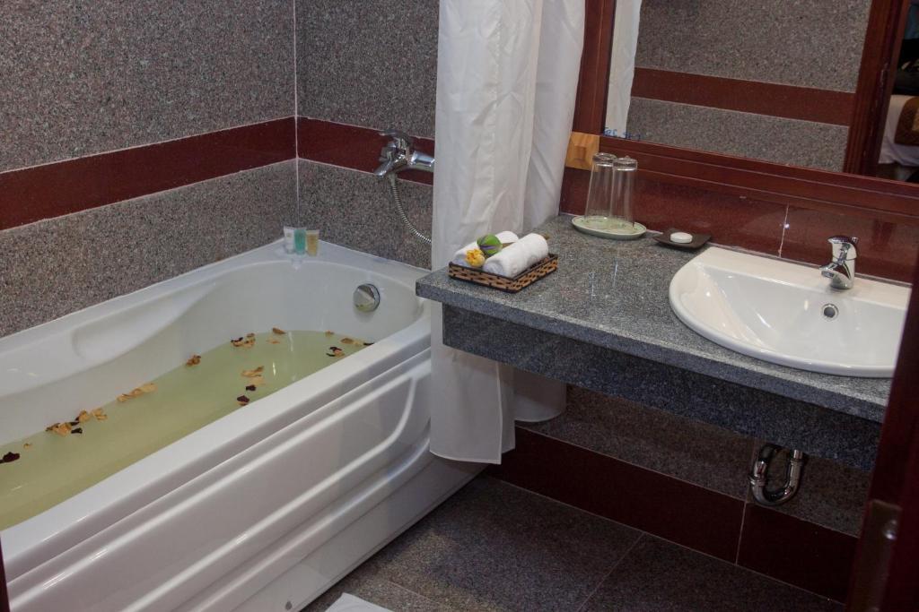 Dlgl - Dung Quat Hotel Quảng Ngãi Chambre photo