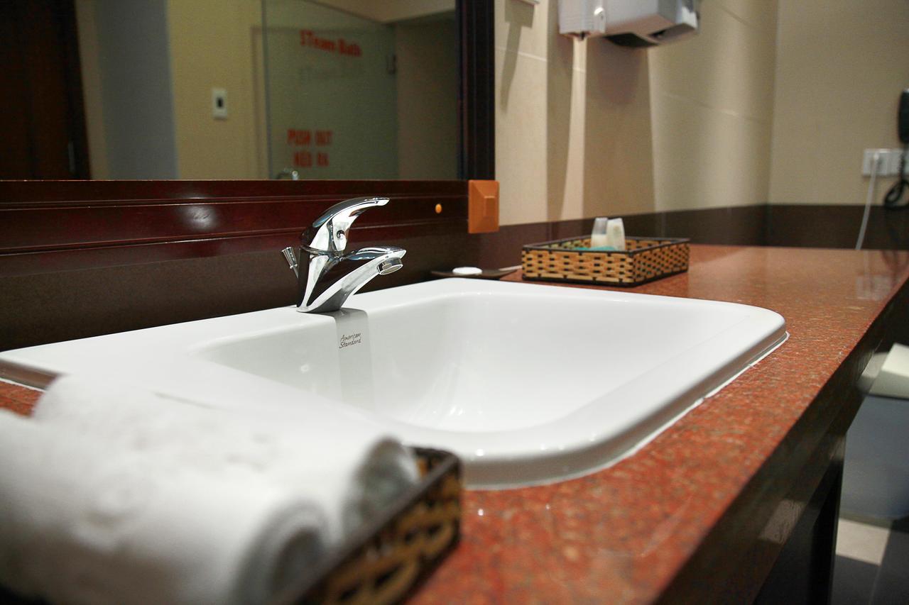 Dlgl - Dung Quat Hotel Quảng Ngãi Extérieur photo